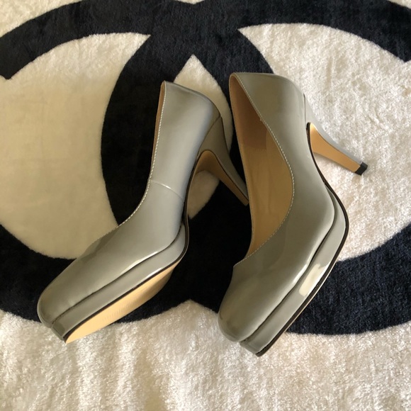 Pumps - Picture 3 of 4